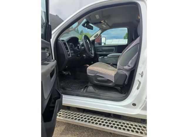 2013 Dodge 5500, 4 X 4. full