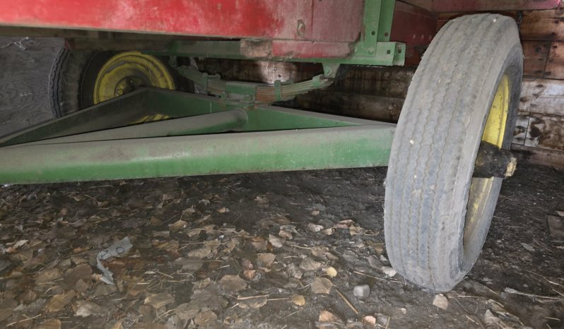 12′ Antique Hay Ride Wagon – Barn Red on Spring Axle John Deere Platform full