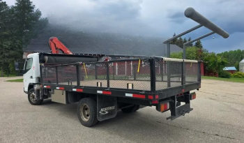 2006 Mitsubishi Fuso medium-duty truck FE 180 Deck Truck with Ferrari Crane full